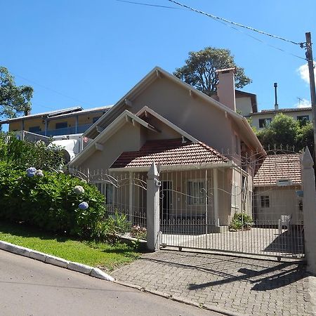 Apartamento Dos Altos Centro Грамаду Екстериор снимка